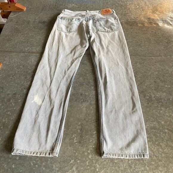 Vintage Levi's 505 Regular Fit Embroidered Denim Jeans 31x32 (31x31) Light Wash - Picture 2 of 16